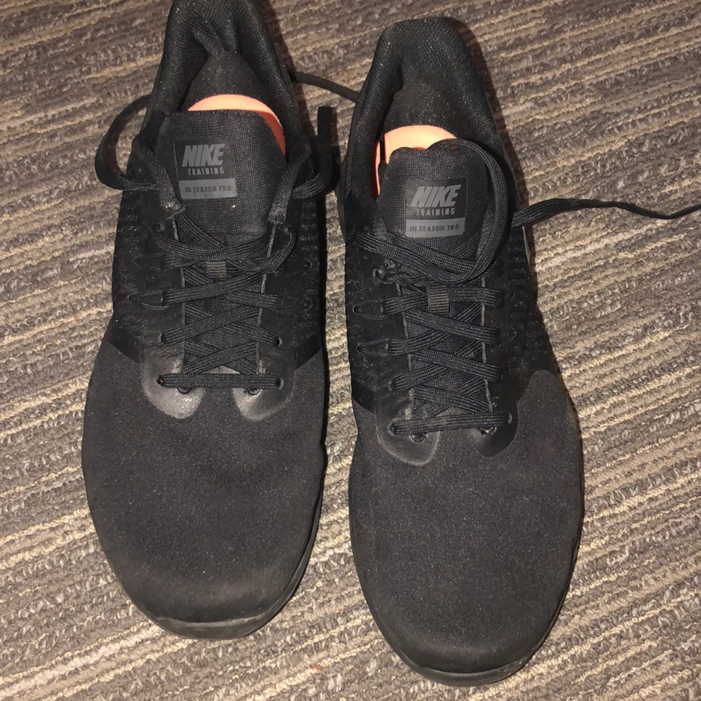 Nike tennis shoes